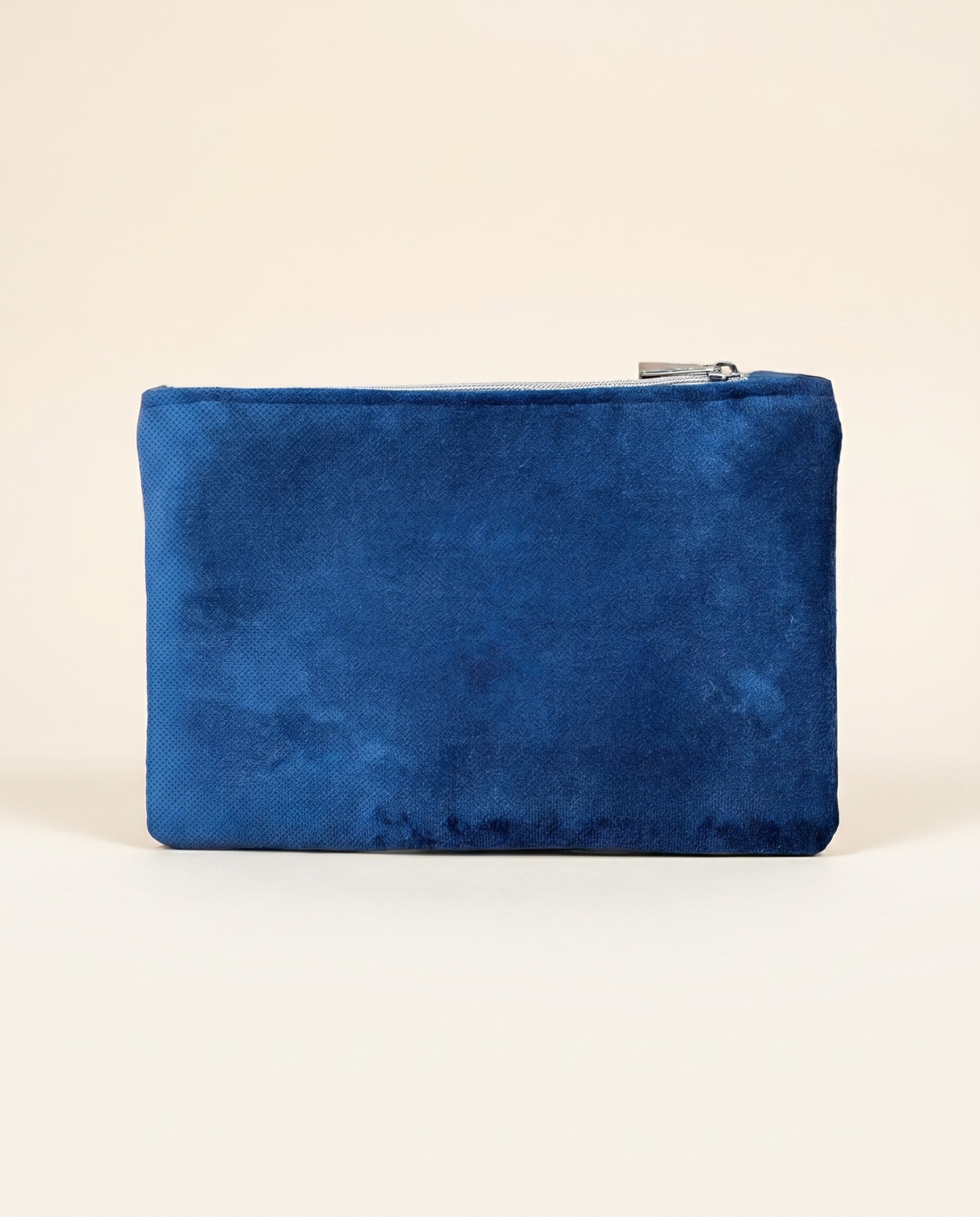 Make-up bag glitter initial